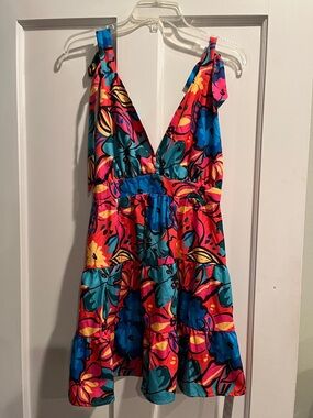 NWT Live Life on the Beach Cupshe Tropical Sundress